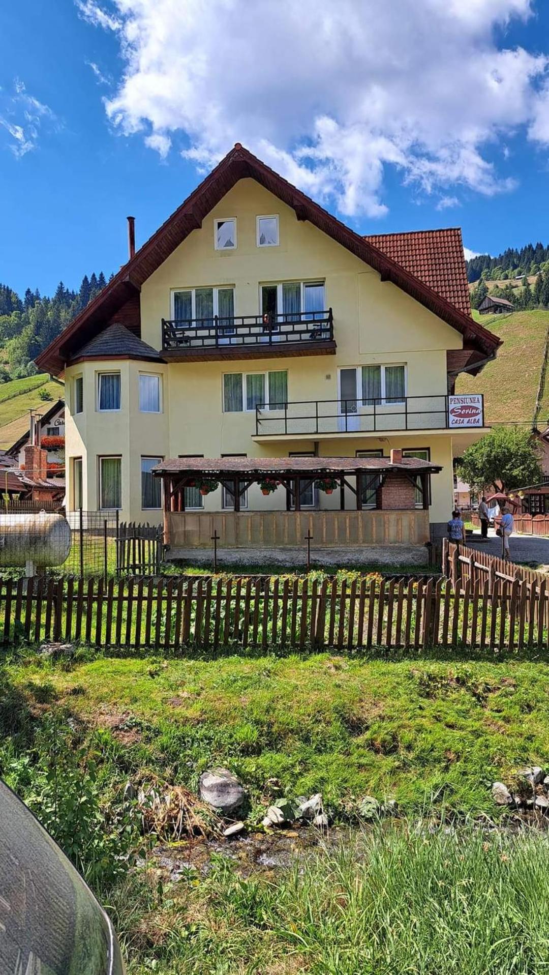 Pensiunea Casa Alba Moeciu De Sus Exterior foto