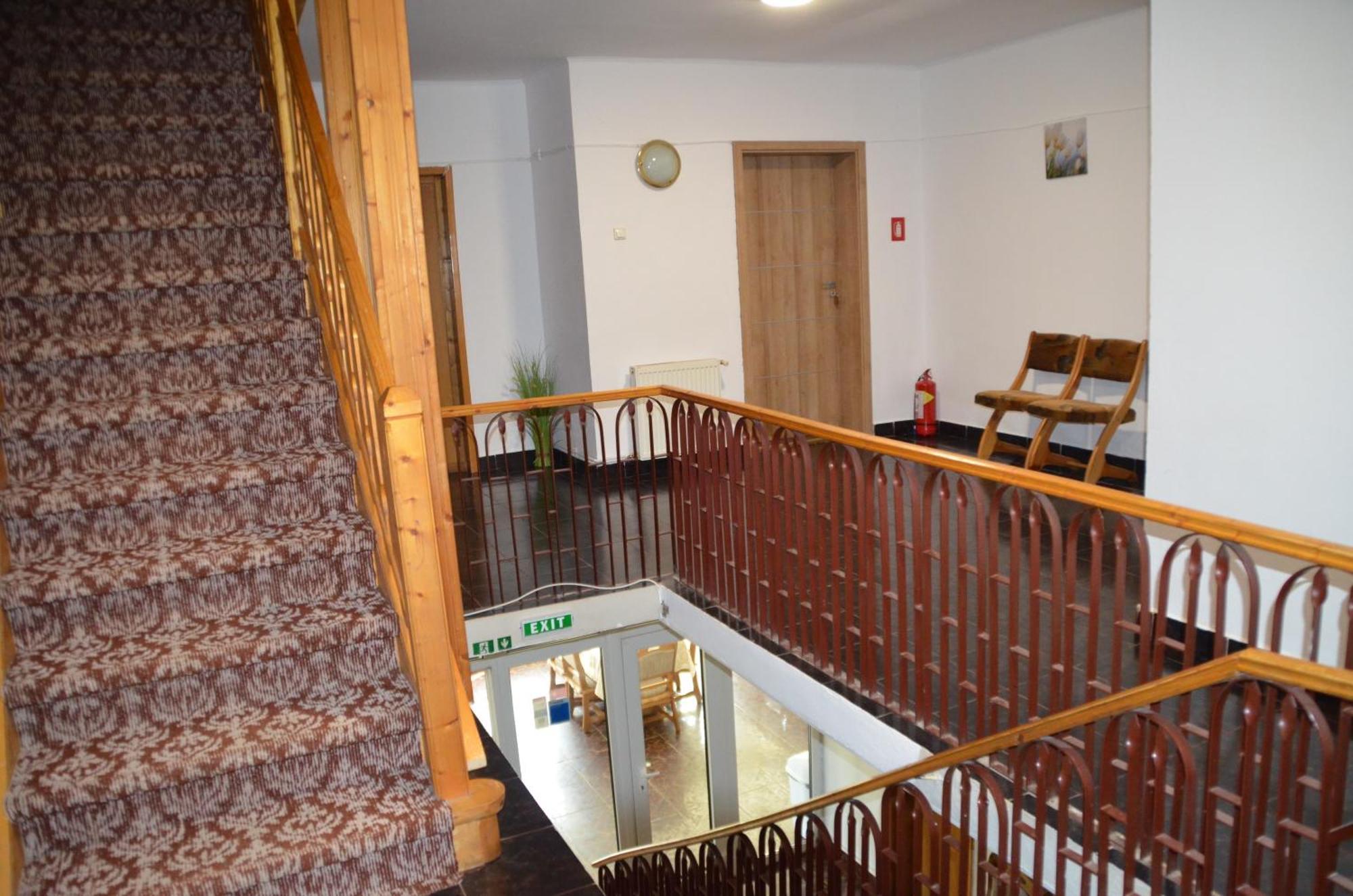 Pensiunea Casa Alba Moeciu De Sus Exterior foto